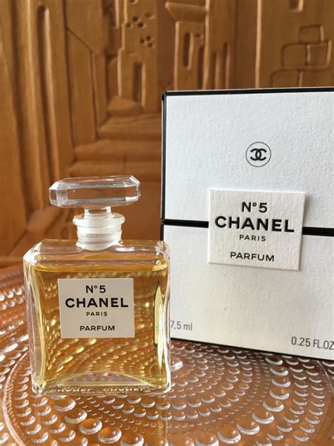 chanel 5 parfem za zene|chanel 5 parfum cena.